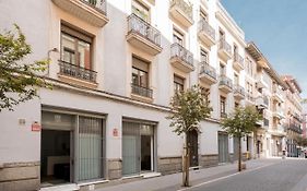Dúplex en Antón Martín 6 Personas